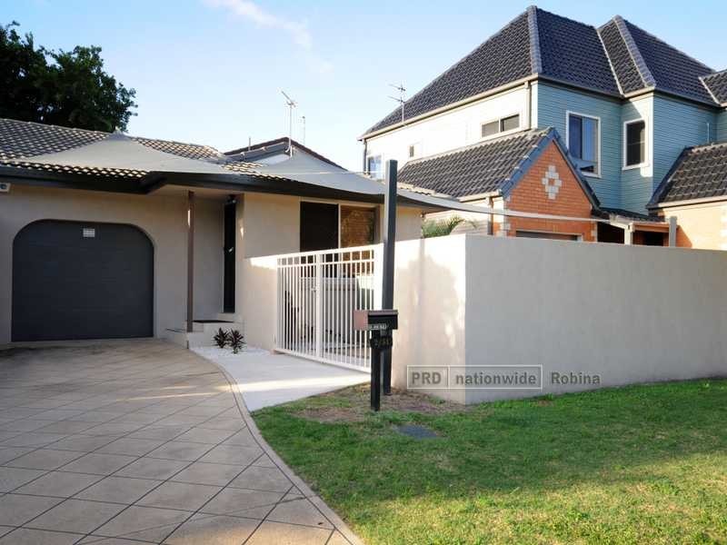 Unit 2/51 Walton Street, Southport QLD 4215