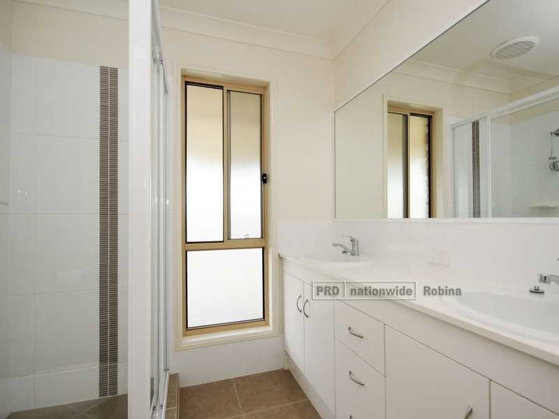 31 Jasmine Circuit, Ormeau QLD 4208