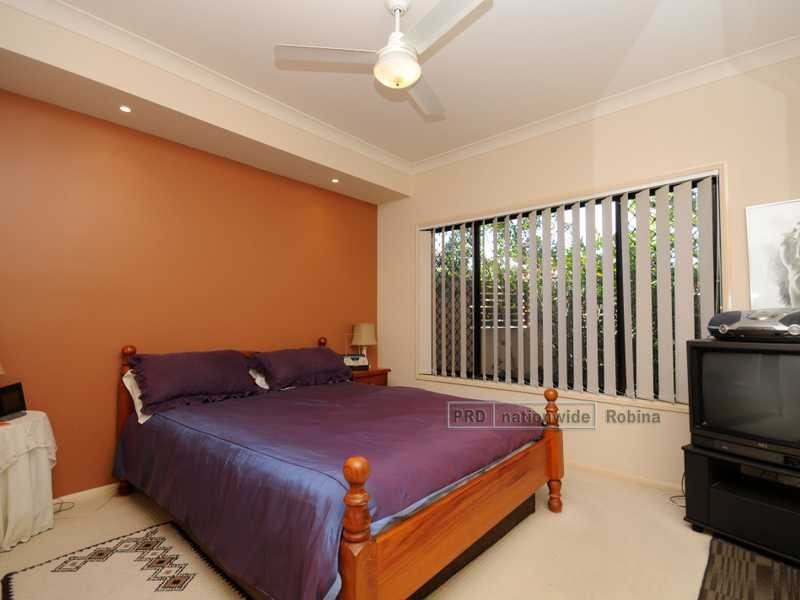Unit 1/3 Entry Drive, Merrimac QLD 4226