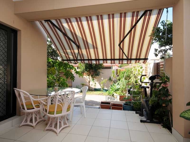 Unit 1/3 Entry Drive, Merrimac QLD 4226