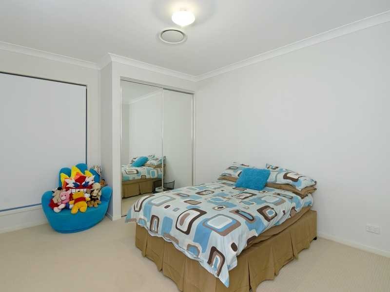 19 Boogaerdt Rise, Bonogin QLD 4213