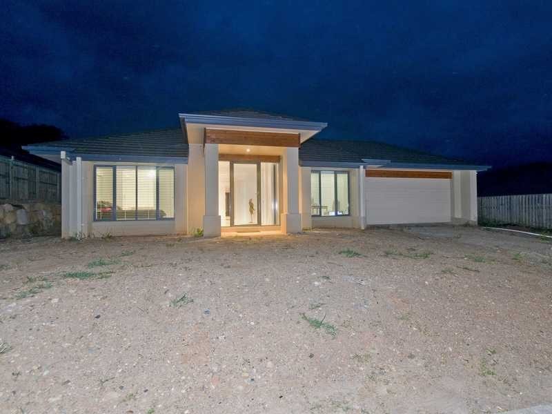 19 Boogaerdt Rise, Bonogin QLD 4213