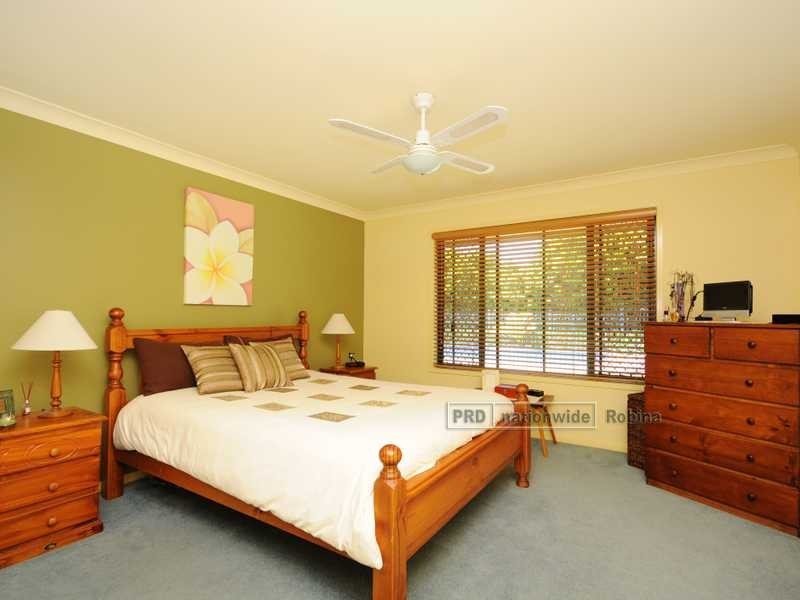 6 Camphor Wood Court, Robina QLD 4226