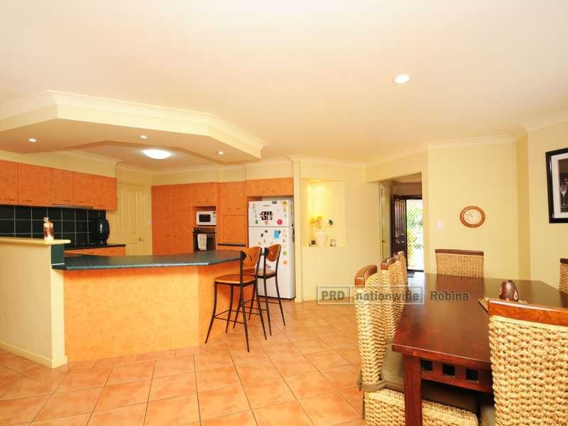 6 Camphor Wood Court, Robina QLD 4226