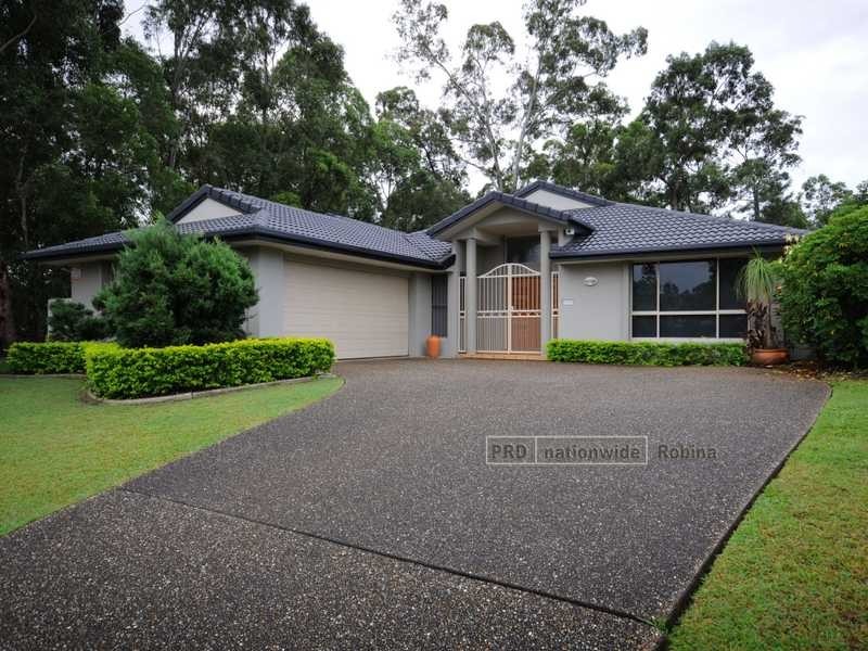 137 Camberwell Circuit, Robina QLD 4226