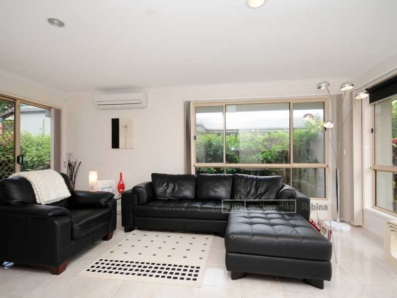 137 Camberwell Circuit, Robina QLD 4226