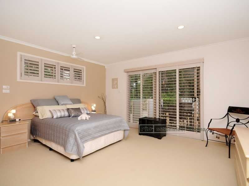 137 Camberwell Circuit, Robina QLD 4226