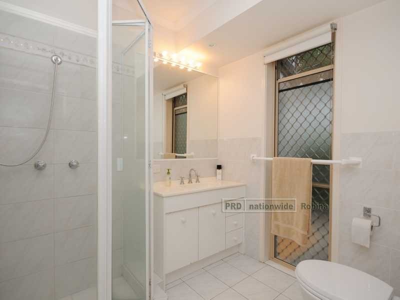 137 Camberwell Circuit, Robina QLD 4226