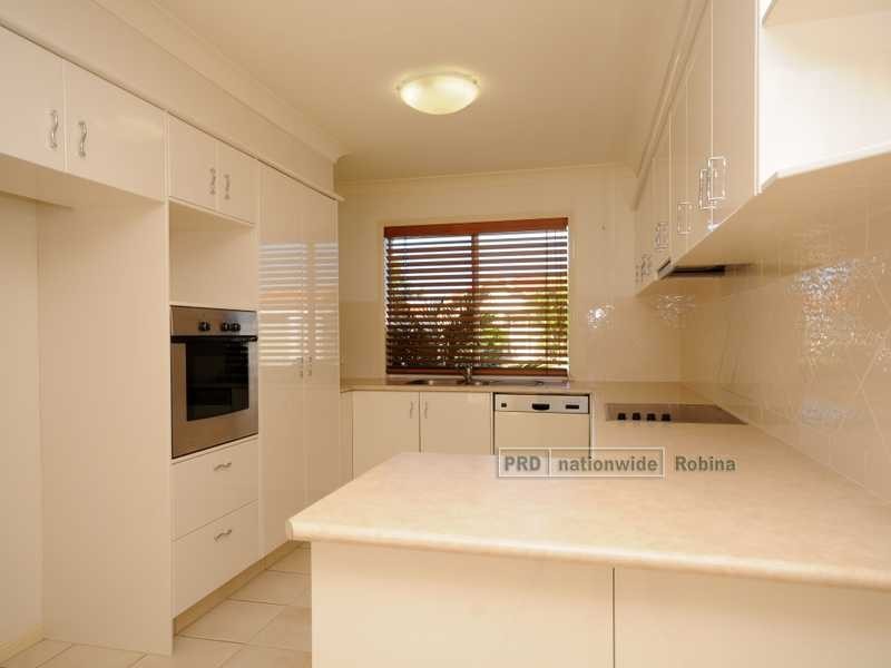 9 Carpentaria Court, Robina QLD 4226