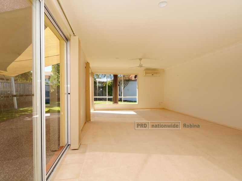 9 Carpentaria Court, Robina QLD 4226