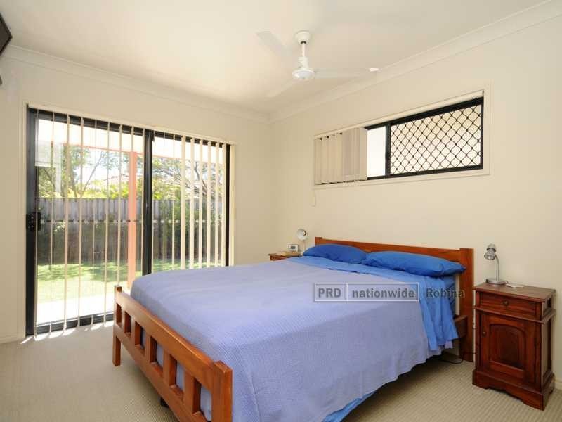30 Nardoo Street, Robina QLD 4226