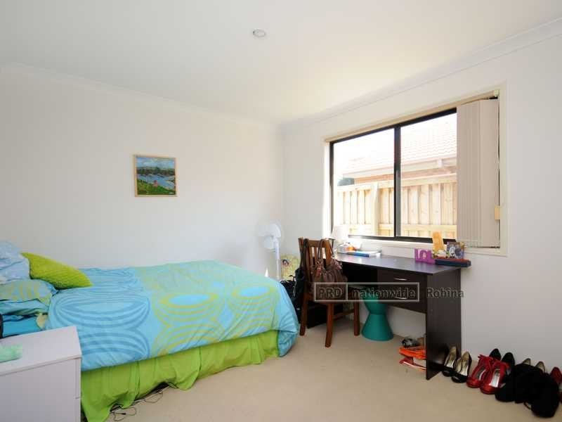 7 Shorehaven Place, Varsity Lakes QLD 4227