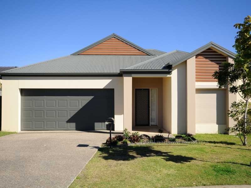 41 Lantau Crescent, Varsity Lakes QLD 4227