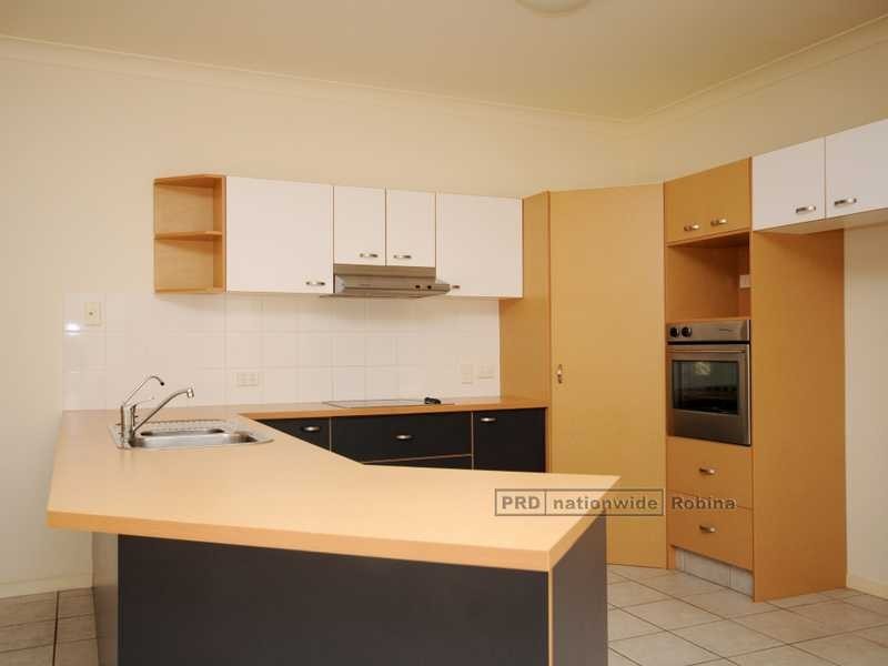 41 Lantau Crescent, Varsity Lakes QLD 4227