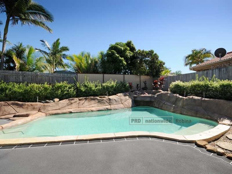 12 Soma Court, Mudgeeraba QLD 4213