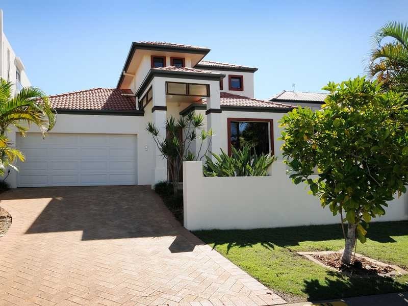 19 Winton Terrace, Varsity Lakes QLD 4227
