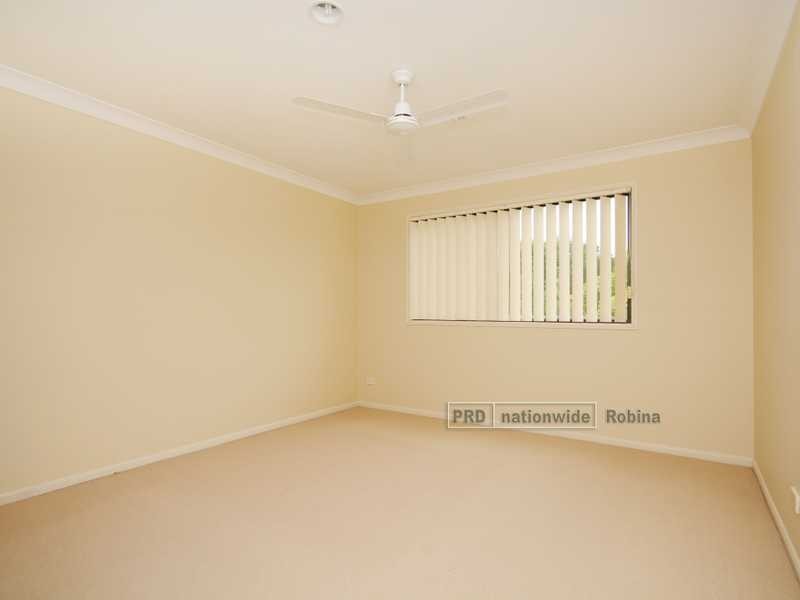 Unit 31/37 Paradise Springs Avenue, Robina QLD 4226