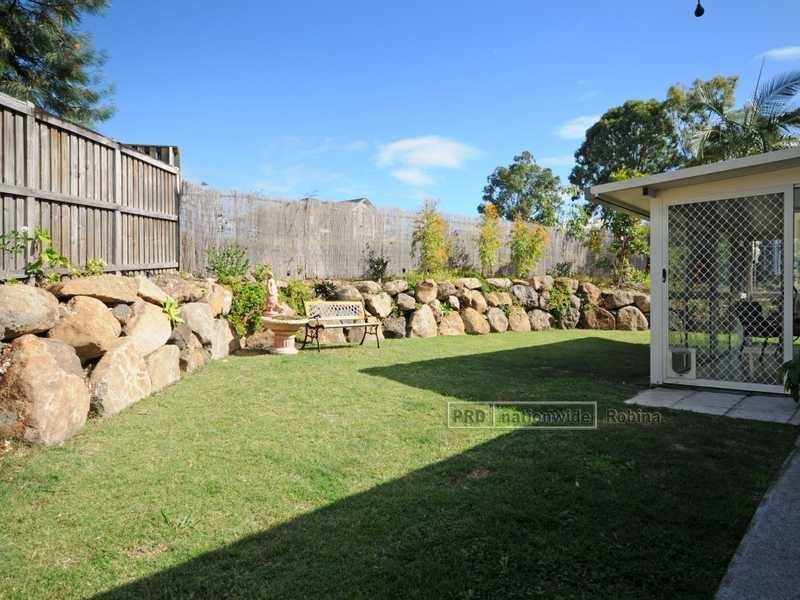 2 Paddington Drive, Carrara QLD 4211