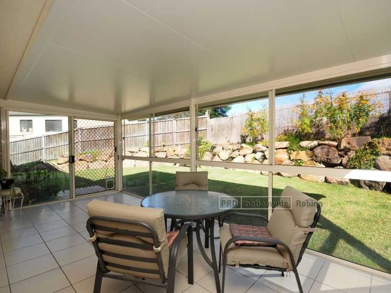 2 Paddington Drive, Carrara QLD 4211