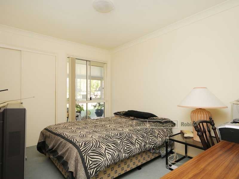 2 Paddington Drive, Carrara QLD 4211