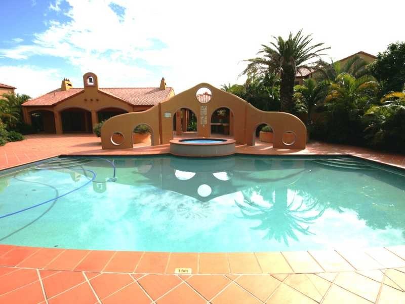 Unit 53/8 Woody Views Way, Robina QLD 4226