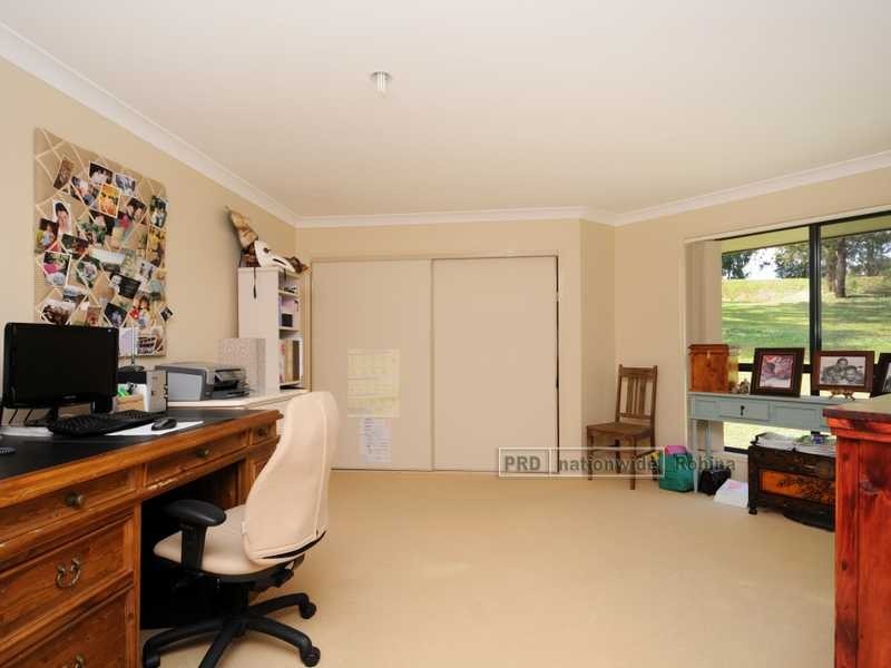 2 Riverina Court, Mudgeeraba QLD 4213
