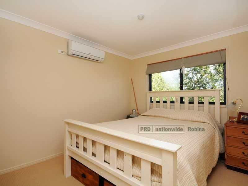2 Riverina Court, Mudgeeraba QLD 4213