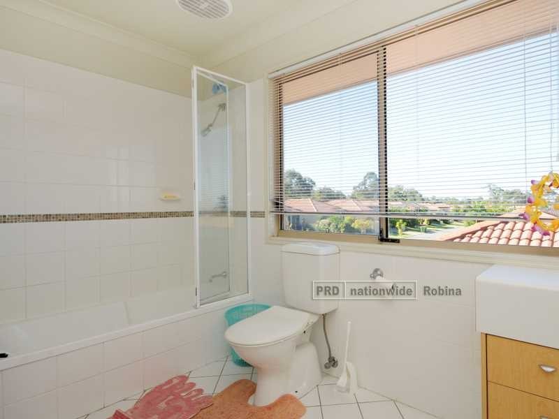 32 Prospect Court, Robina QLD 4226