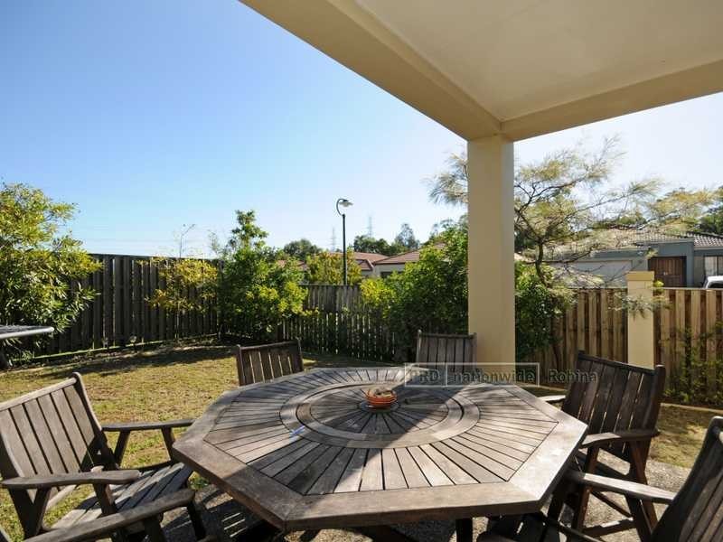 32 Prospect Court, Robina QLD 4226