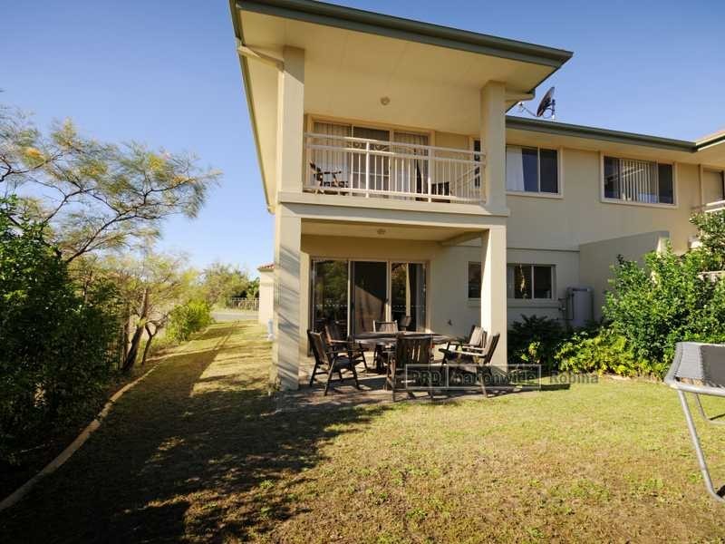 32 Prospect Court, Robina QLD 4226
