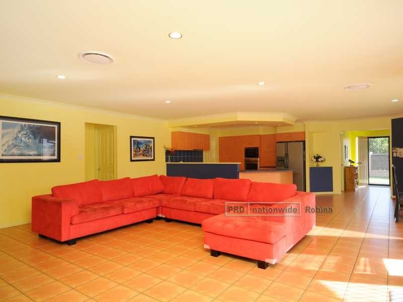 2 Camphor Wood Court, Robina QLD 4226