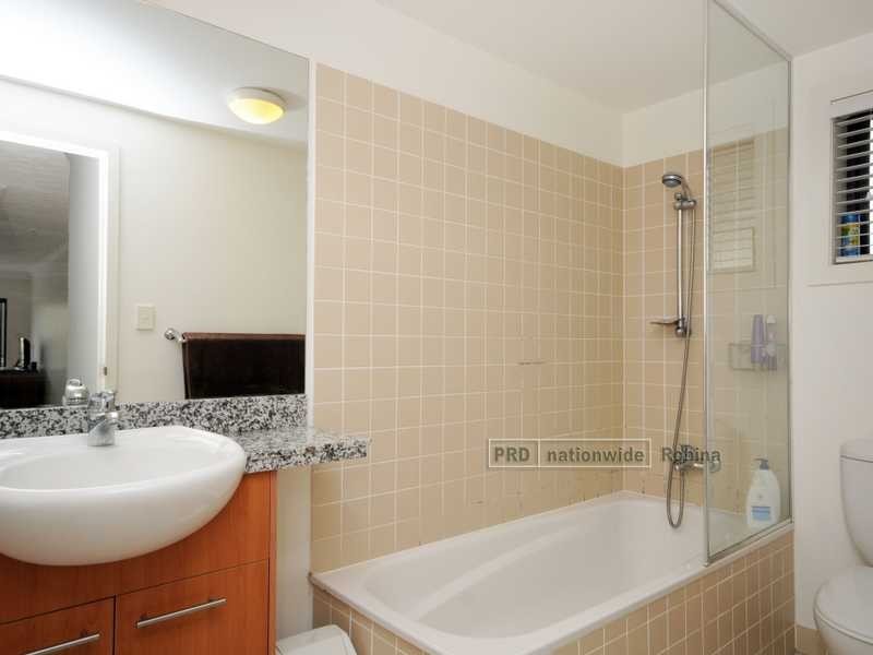 Unit 9/501 North Hill Drive, Robina QLD 4226