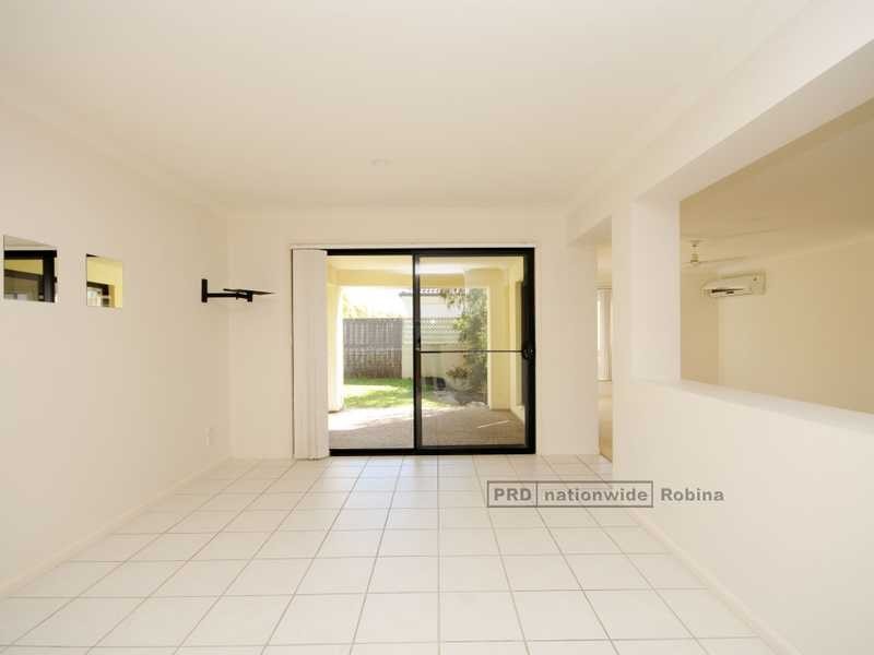 20 Elfin Street, Robina QLD 4226