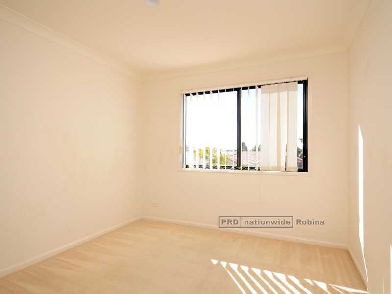 20 Elfin Street, Robina QLD 4226