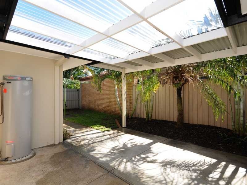 18 Regensberg Close, Varsity Lakes QLD 4227