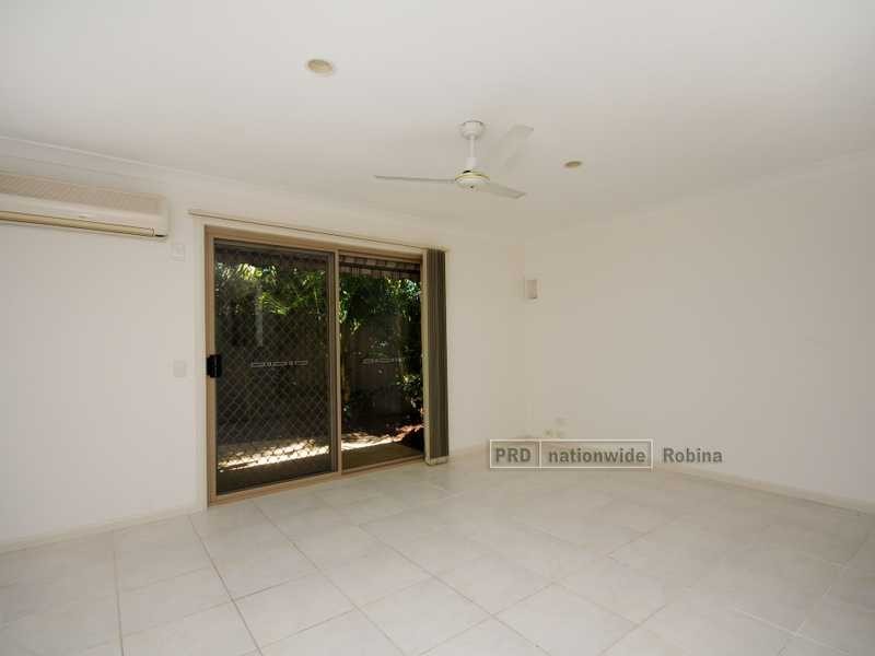 18 Regensberg Close, Varsity Lakes QLD 4227