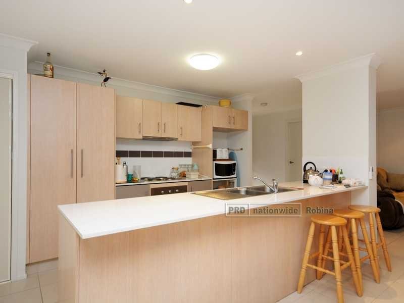 9 Monza Drive, Oxenford QLD 4210