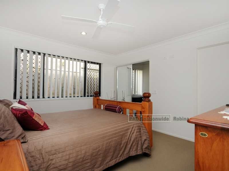 9 Monza Drive, Oxenford QLD 4210