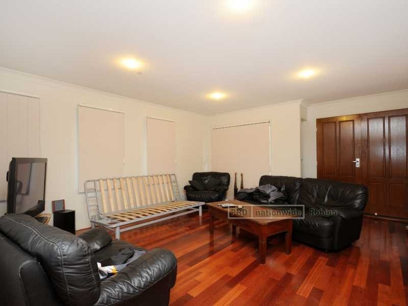 Unit 1/14 Faculty Crescent, Mudgeeraba QLD 4213