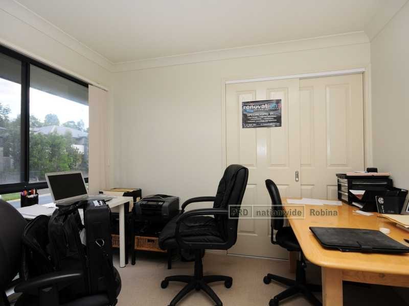 Unit 1/14 Faculty Crescent, Mudgeeraba QLD 4213