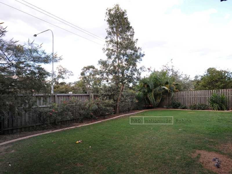 Unit 1/14 Faculty Crescent, Mudgeeraba QLD 4213