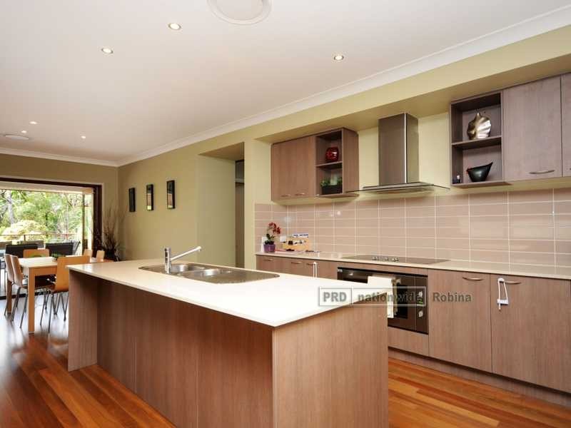 4 Rustyplum Court, Reedy Creek QLD 4227