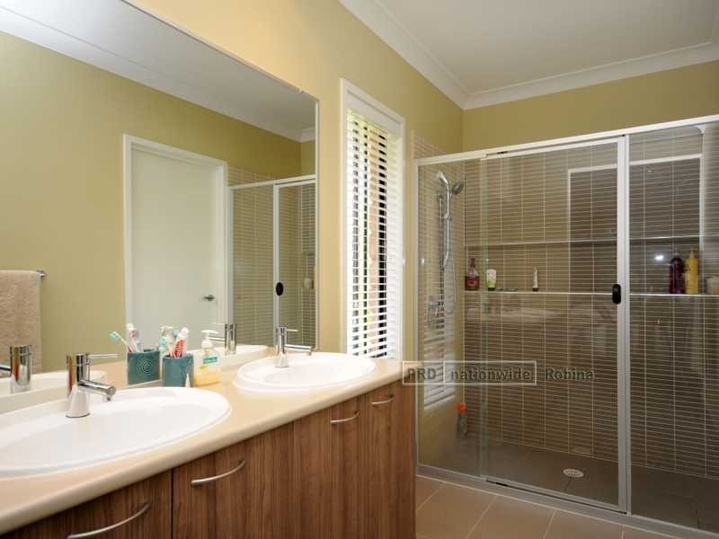 4 Rustyplum Court, Reedy Creek QLD 4227