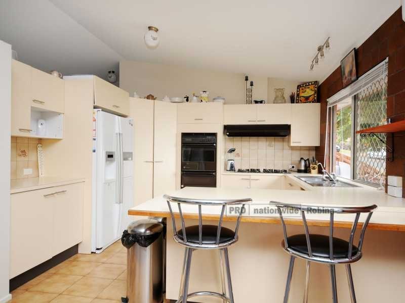 19 Rachelle Court, Merrimac QLD 4226