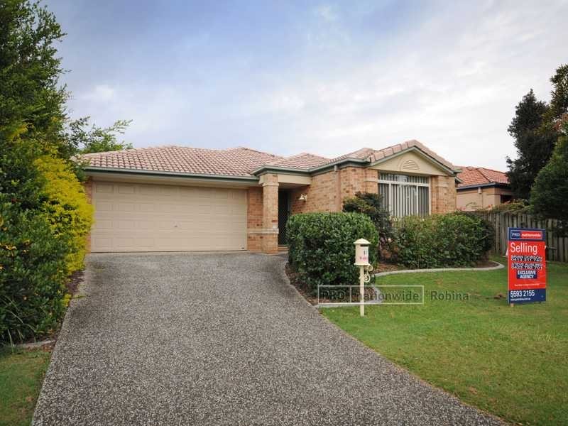 97 Swanton Drive, Mudgeeraba QLD 4213
