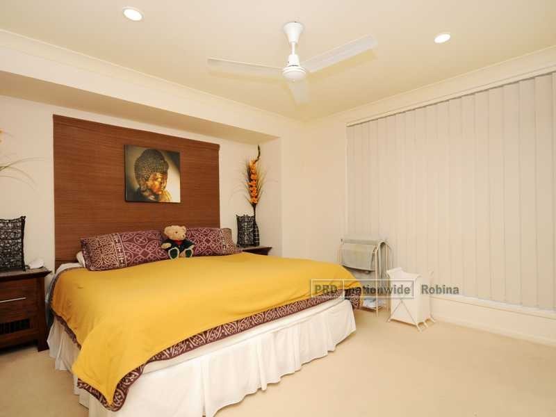 97 Swanton Drive, Mudgeeraba QLD 4213