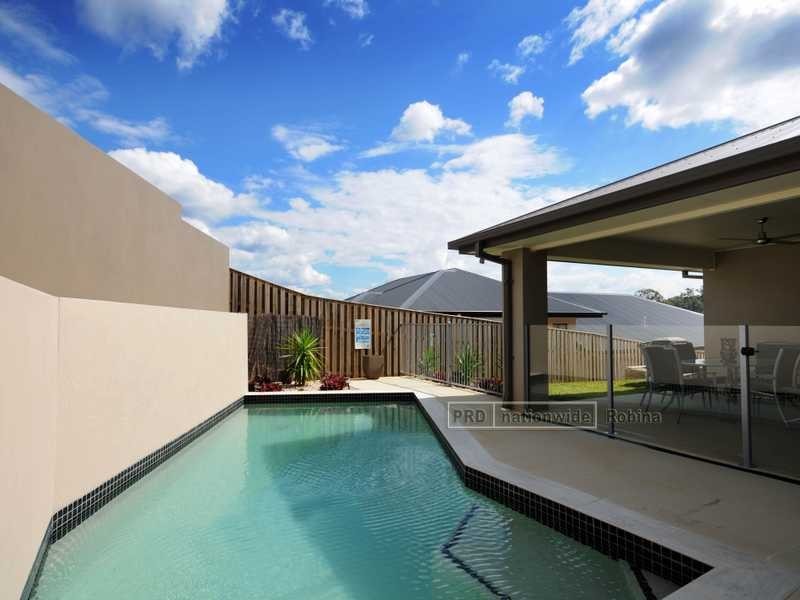 27 Camarillo Circuit, Reedy Creek QLD 4227