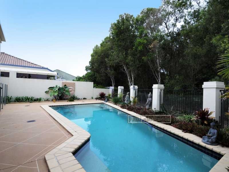 15 Cedarwood Crescent, Robina QLD 4226