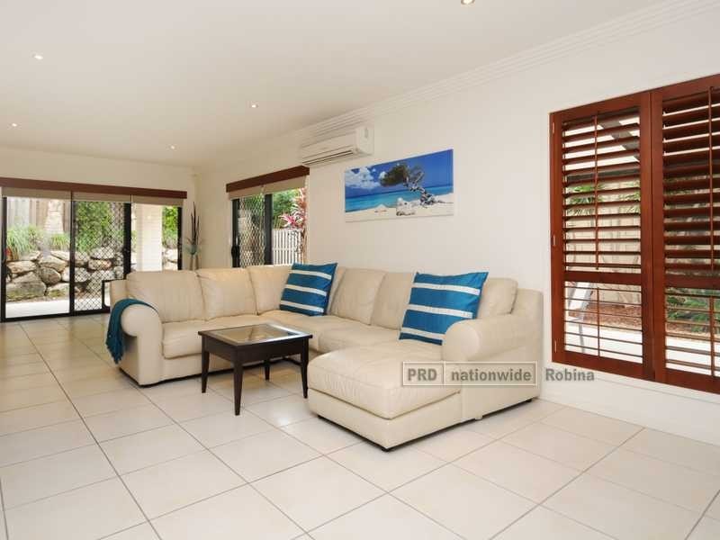 3 Royal Woods Drive, Robina QLD 4226
