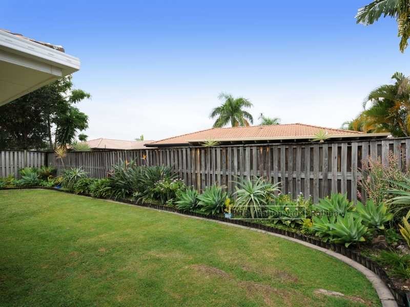 26 Regensberg Close, Varsity Lakes QLD 4227